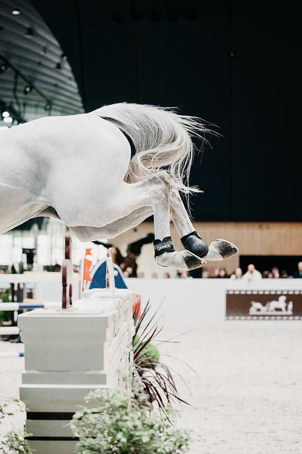 Saut Hermès au Grand Palais Éphémère 2022 Jessica Rodrigues @ Hermès 2022